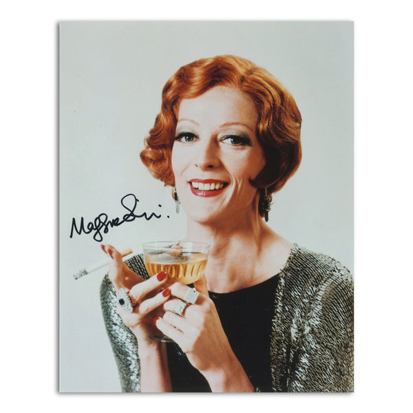 Maggie Smith - Autograph - Signed Colour Photograph