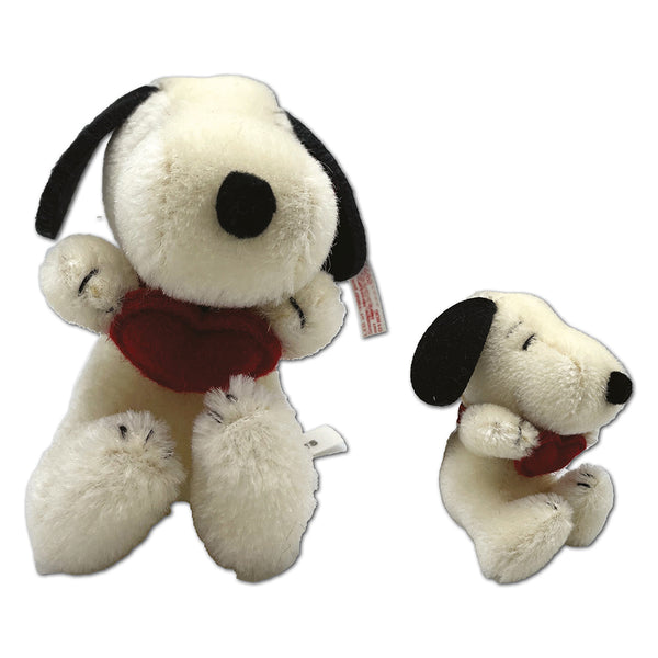 Steiff 356230 Miniature Snoopy With Heart Mohair Limited Edition