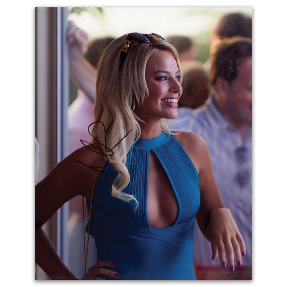 Margot Robbie Autograph