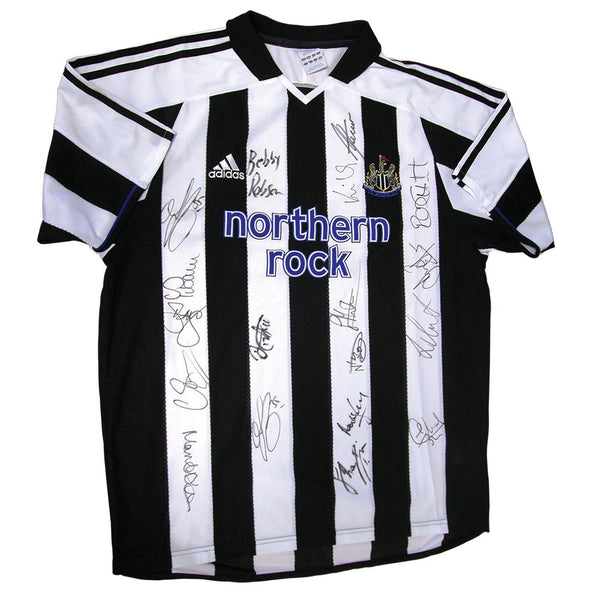Newcastle Utd F.C. Autographs - Replica Shirt