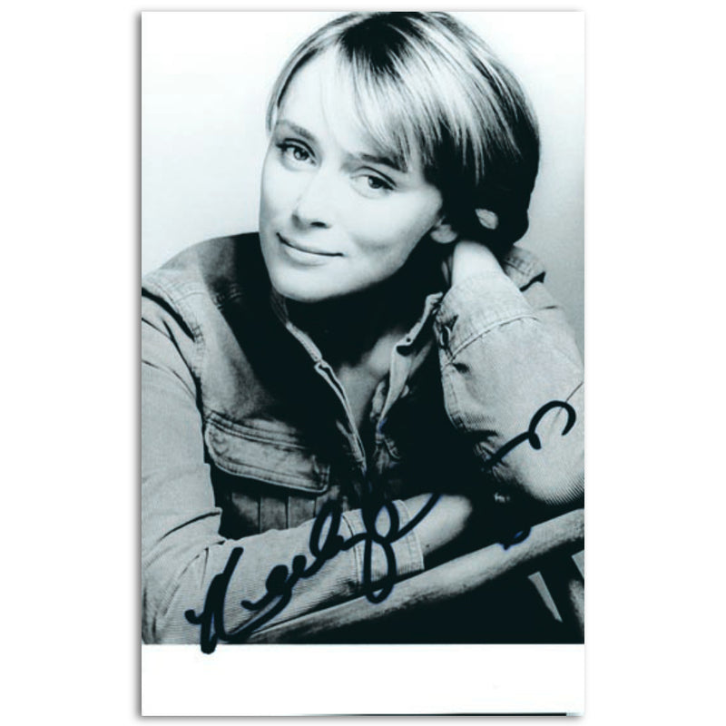 Keeley Hawes Autograph - Signed Photo_UFP5799