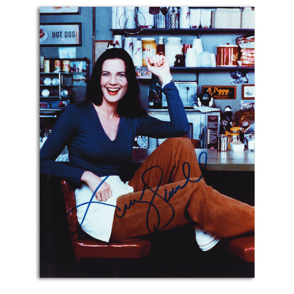 Terry Farrell - Autograph - Signed Colour Photograph