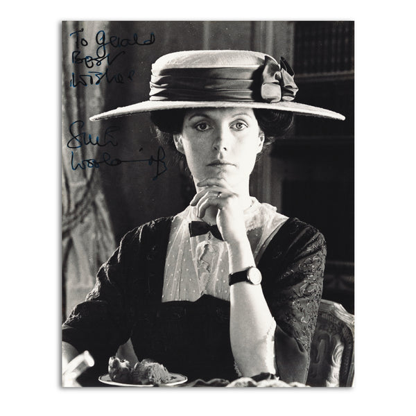 Susan Wooldridge - Autograph - Signed Black and White Photograph_UFP6132