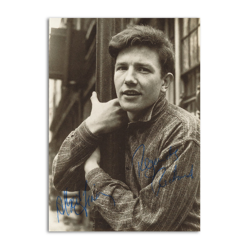 Albert Finney - Autograph - Signed Black and White Photograph_UFP6175
