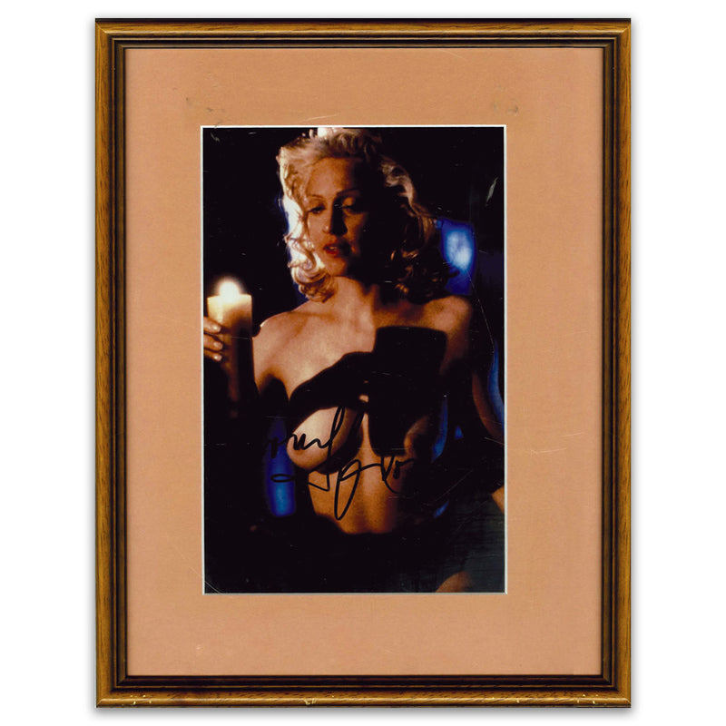 Madonna Autograph_UFP7088