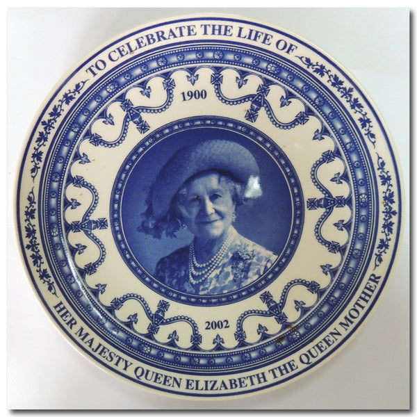 Wedgwood Memorial Plate - Queen Mother 1900 - 2002