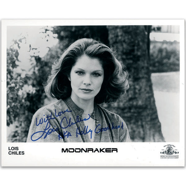 Lois Chiles - Autograph - Signed Black and White Photograph