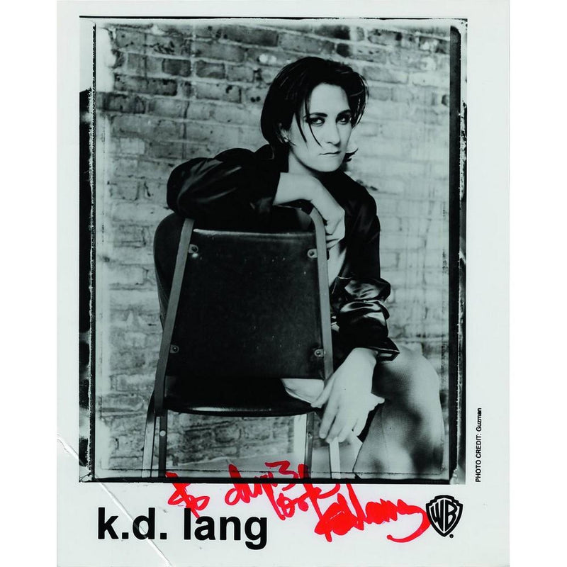 K.D Lang - Autograph - Signed Colour Photograph