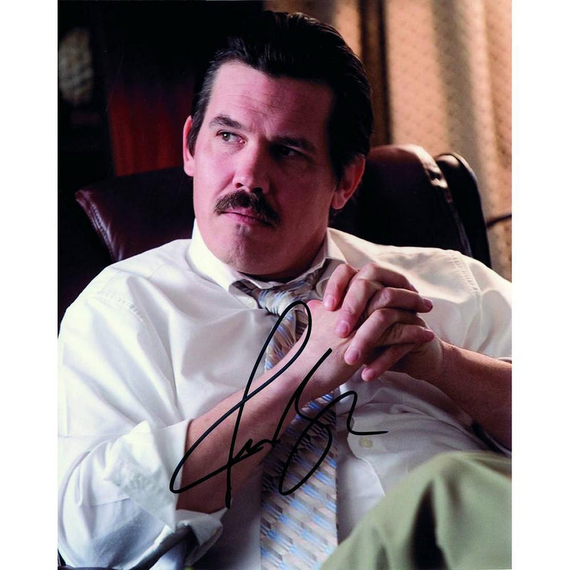 Josh Brolin - Autograph - Signed Colour Photograph