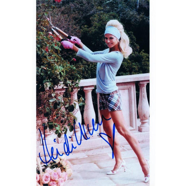 Heidi Klum - Autograph - Signed Colour Photograph