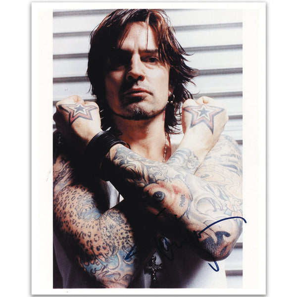 Tommy Lee - Autograph - Signed Colour Photograph