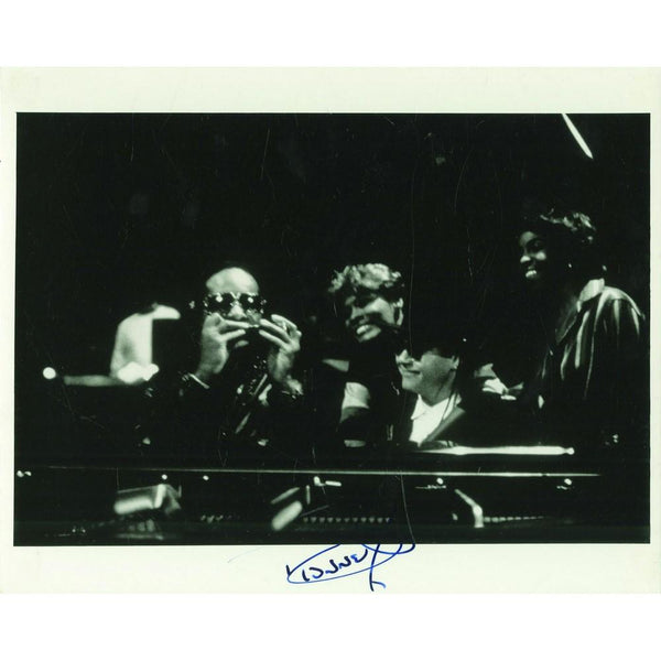 Dionne Warwick Signed Black and White Photograph