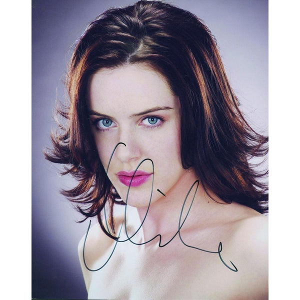 Michelle Ryan - Autograph - Signed Colour Photograph