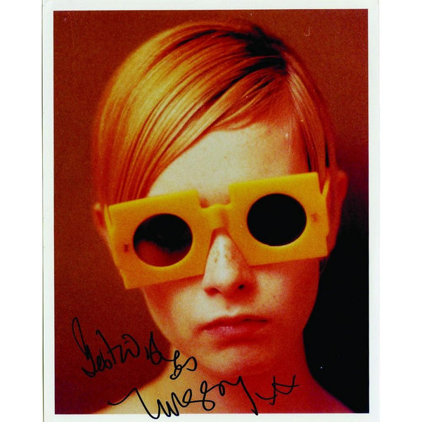 Twiggy - Autograph - Signed Colour Photograph